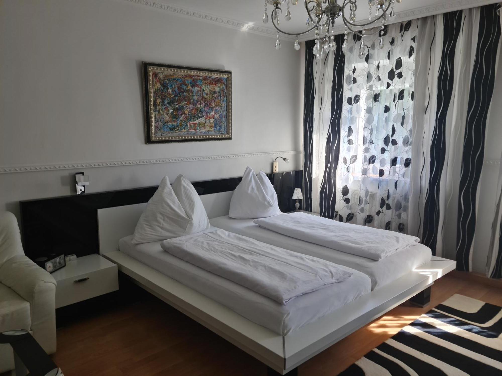Höckner Plaza Hotel Attnang-Puchheim Exteriör bild