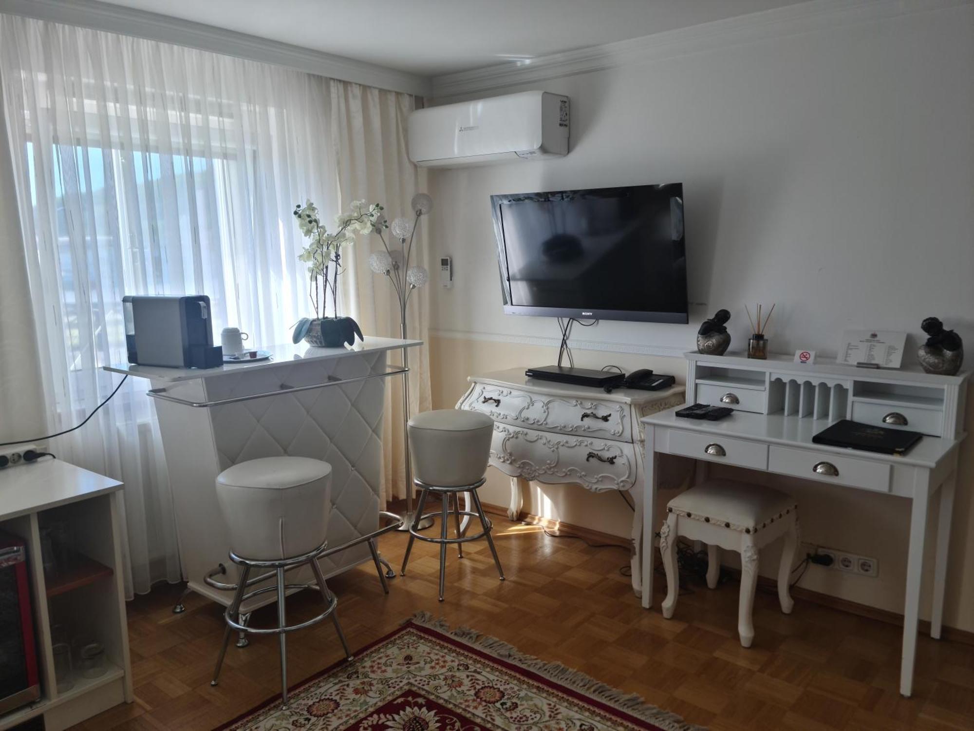Höckner Plaza Hotel Attnang-Puchheim Exteriör bild